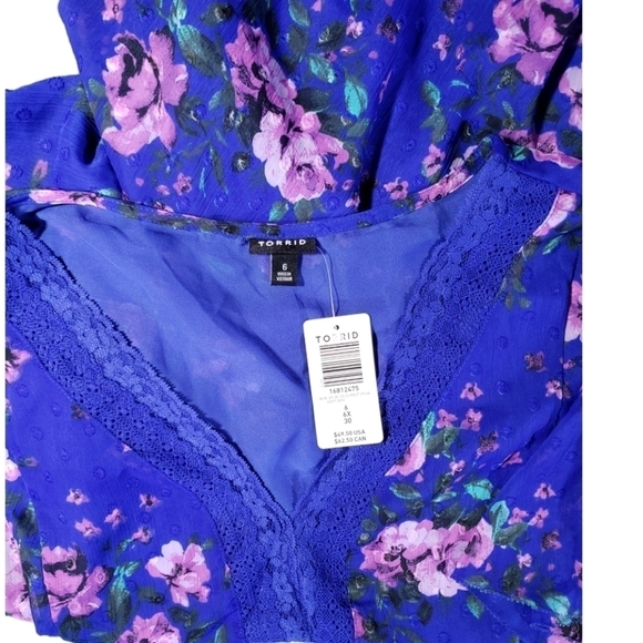 NWT TORRID Peplum Chiffon Clip Dot Lace Floral Top 6X - Picture 3 of 7